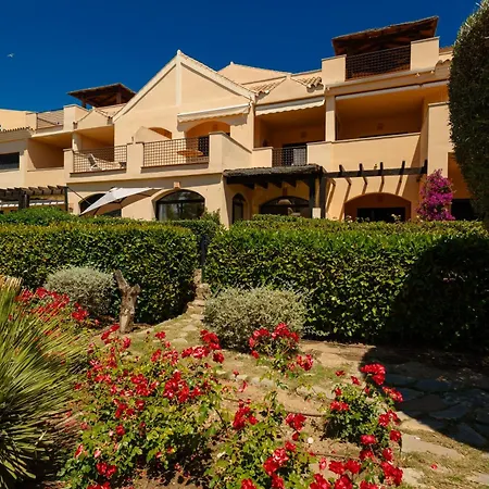 Apartment 3 Bedroom Apartment, With Private Garden And Terrace, In Puerto Banus *